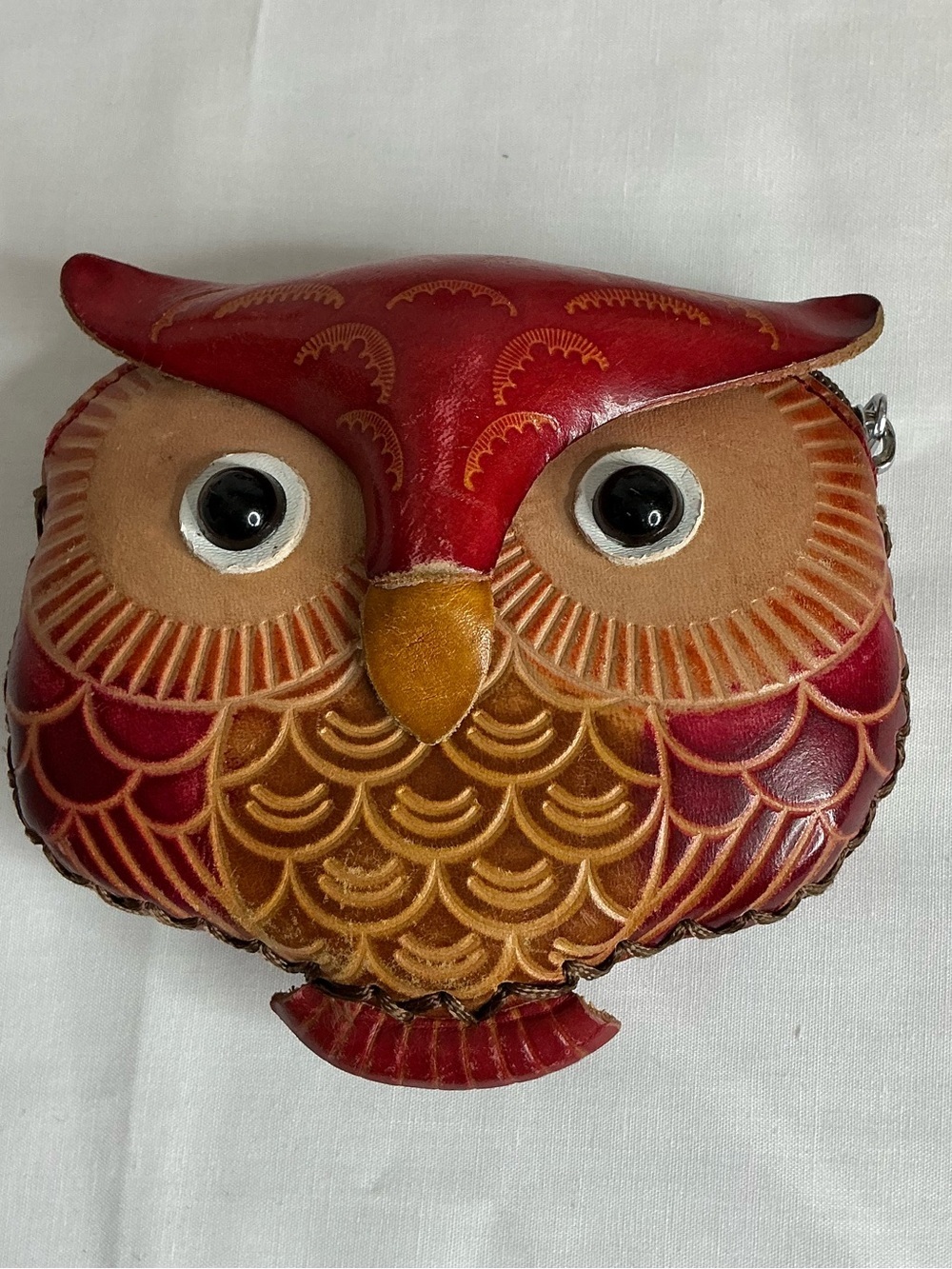 2030 - Leather Owl Coin Purse in Red and Tan